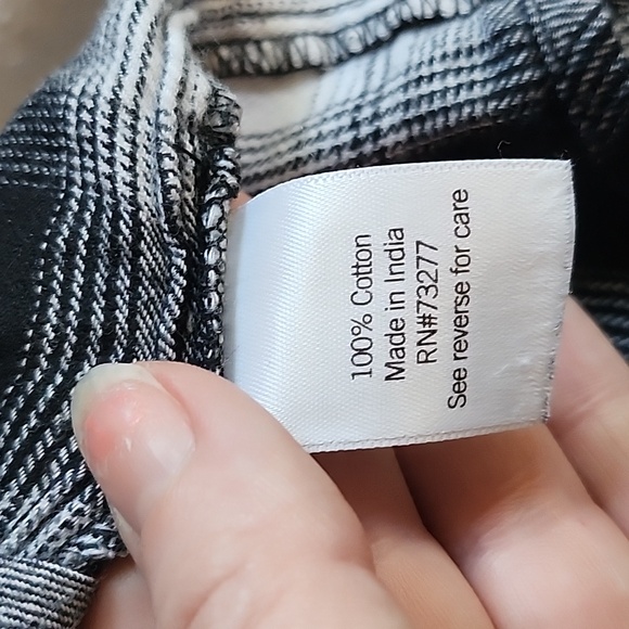 SO Black and White Plaid Cotton Flannel Long Sleeve Jr's size - Picture 7 of 8